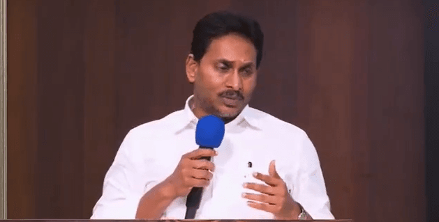 బీఆర్ఎస్ నేత హరీశ్ రావు తండ్రి సత్యనారాయణరావు గారి మృతి పట్ల వైఎస్ జగన్ మోహన్ రెడ్డి సంతాపం తెలిపారు. కుటుంబానికి ప్రగాఢ సానుభూతి తెలిపారు.